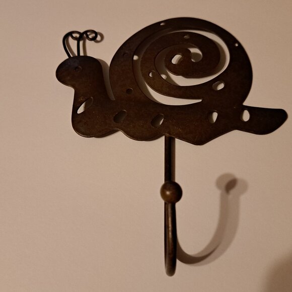 Super Cute metal BUG Hooks - Picture 2 of 12